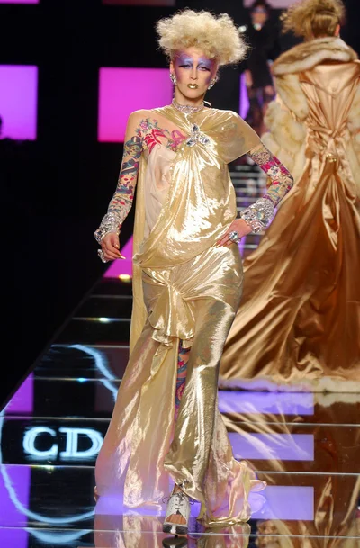 Look 44